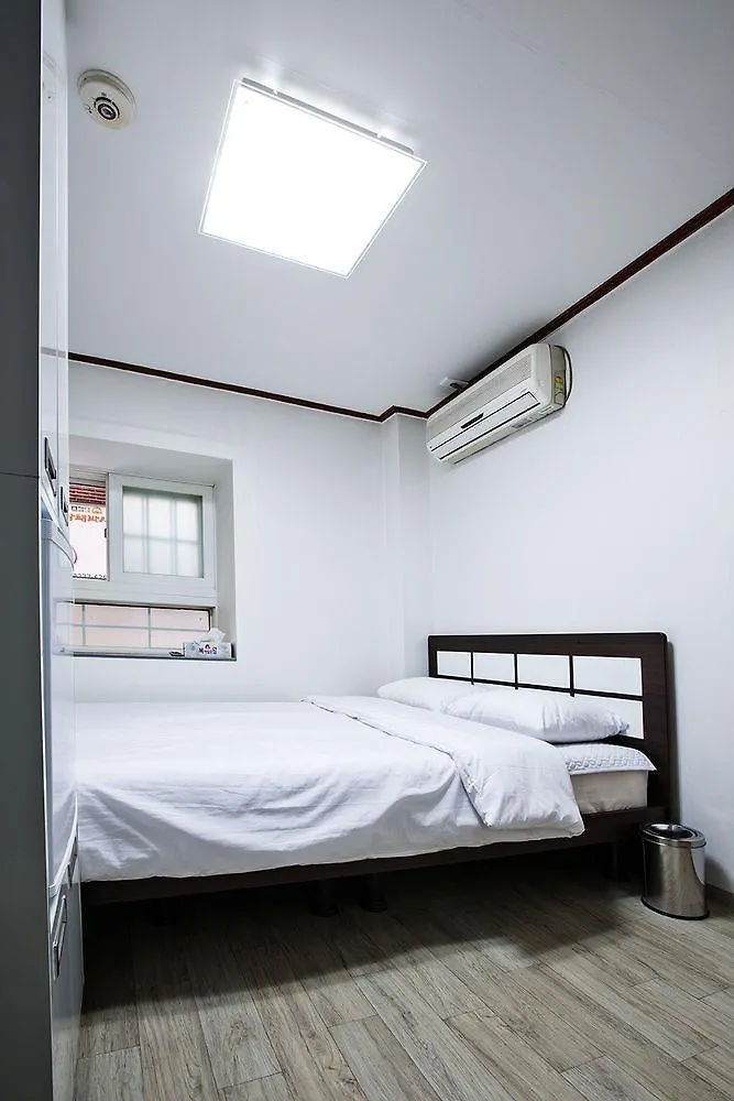 Jc Inn Dongdaemun Σεούλ Hostel
